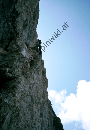 In der frei gekletterten Schlüssel-Seillänge der Direkten Nordwand anläßlich der Erstbegehung des